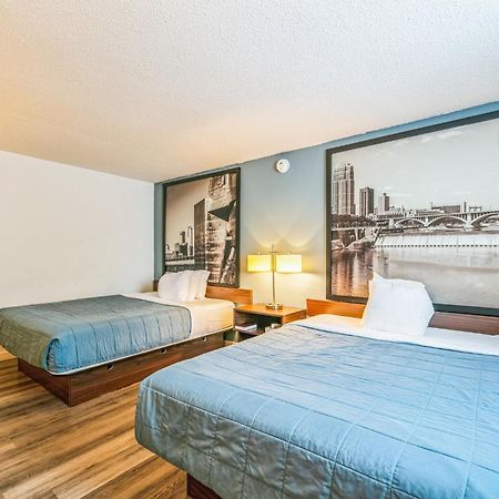 Hotel 8 Fergus Falls Extérieur photo
