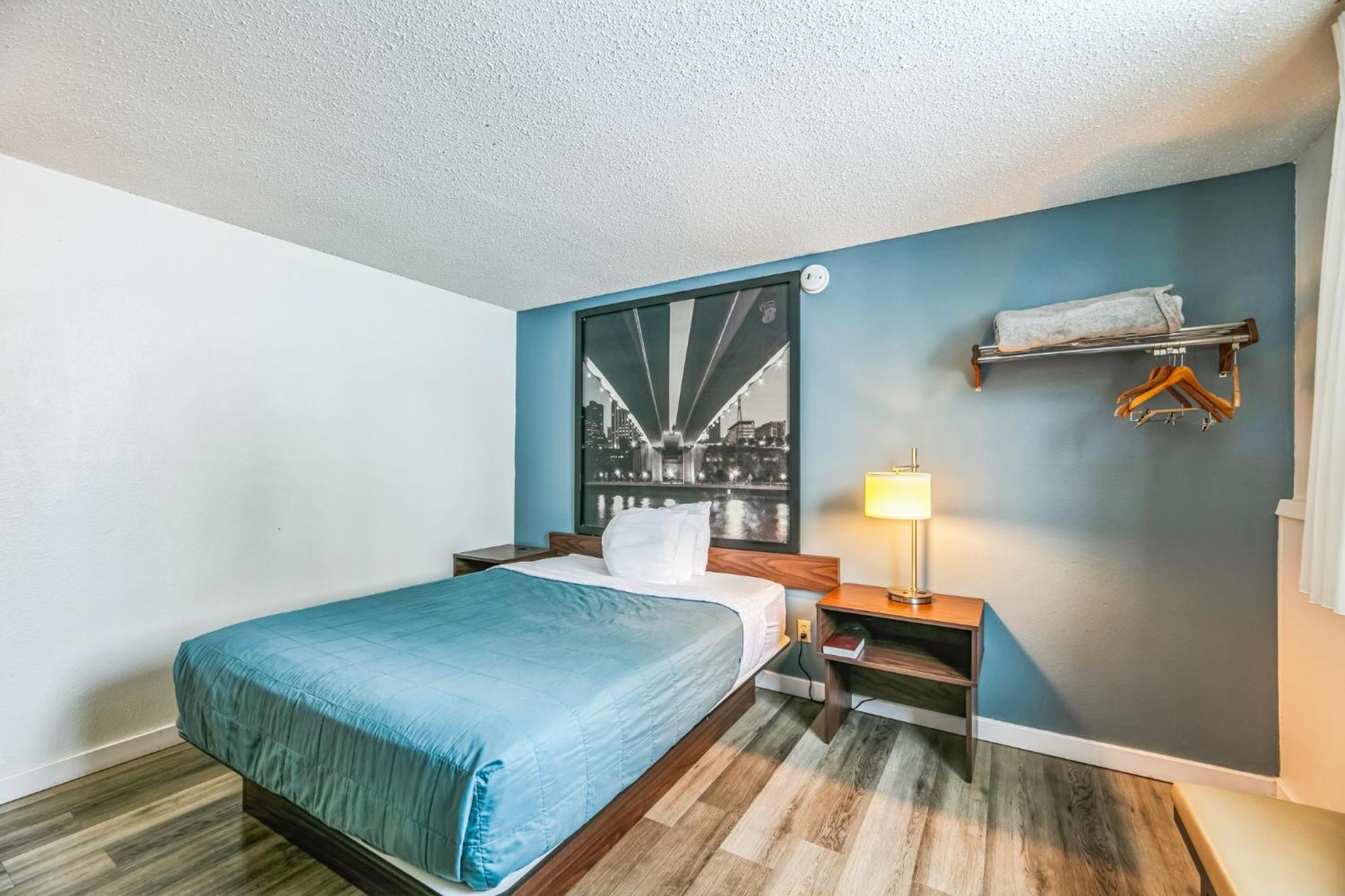 Hotel 8 Fergus Falls Extérieur photo