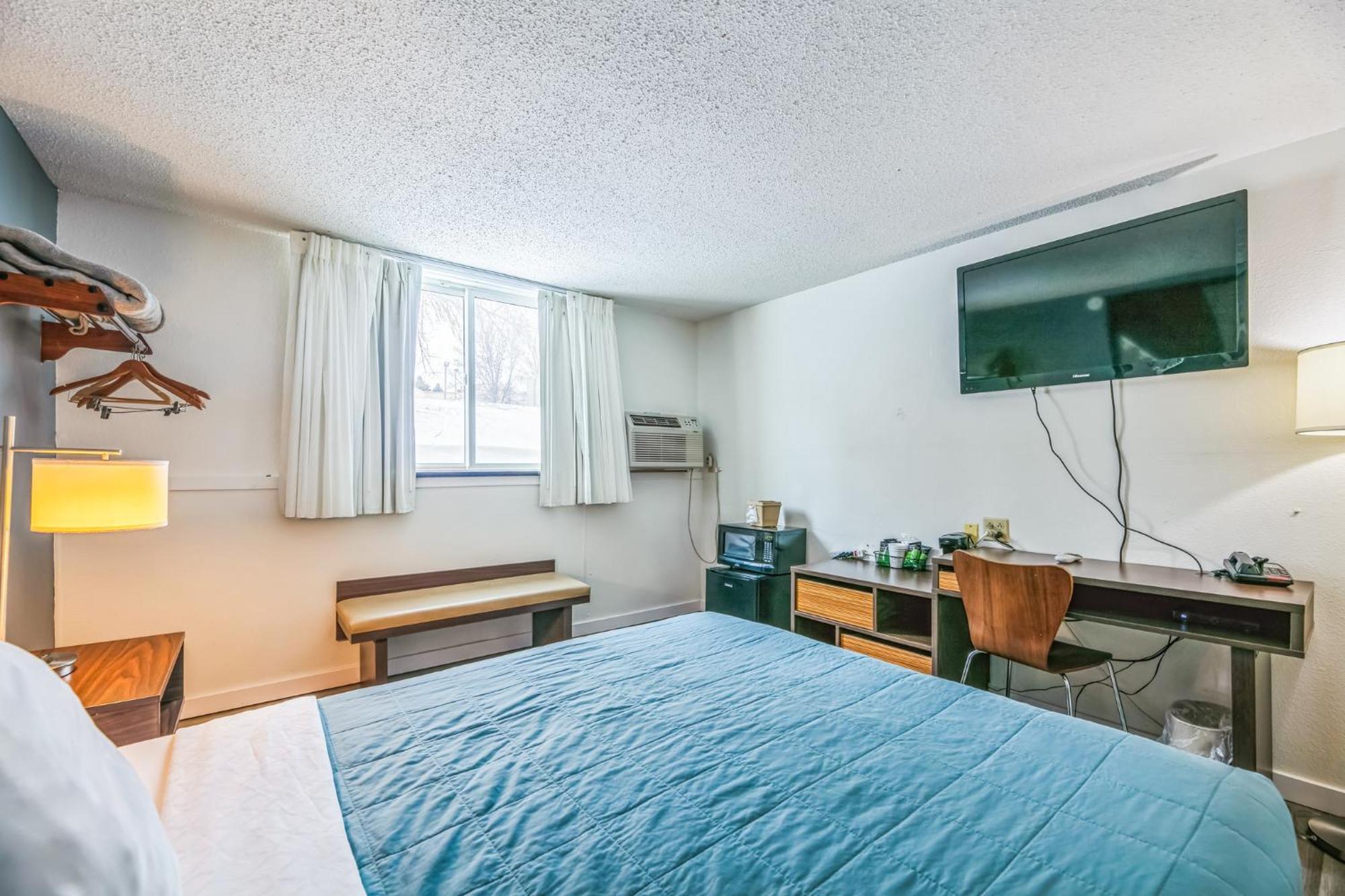 Hotel 8 Fergus Falls Extérieur photo